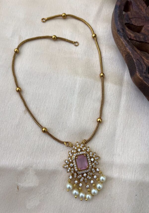 Shot Pendent Chain Pastal Pink