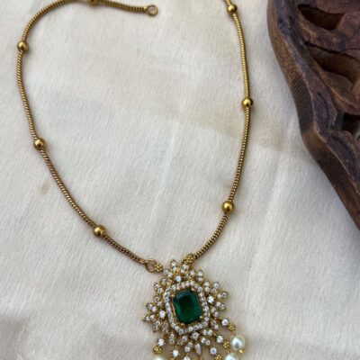 Shot Pendent Chain Green