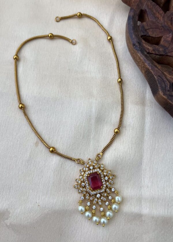 Shot Pendent Chain Red