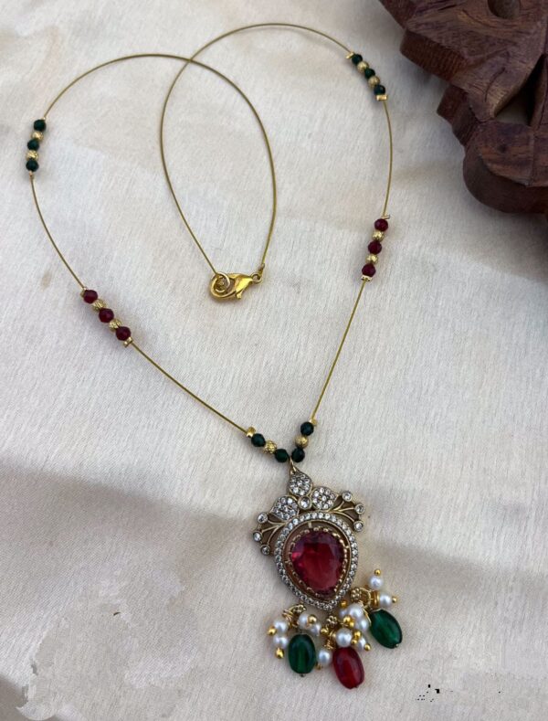 Maroon Pendant Invisible Chain