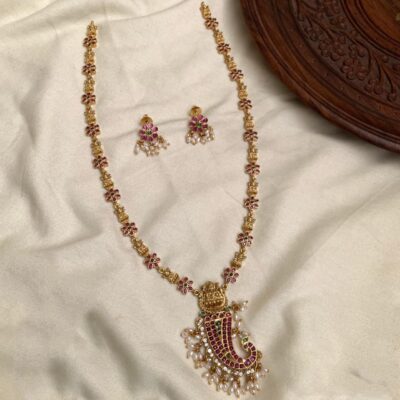 Manga Locket Haaram