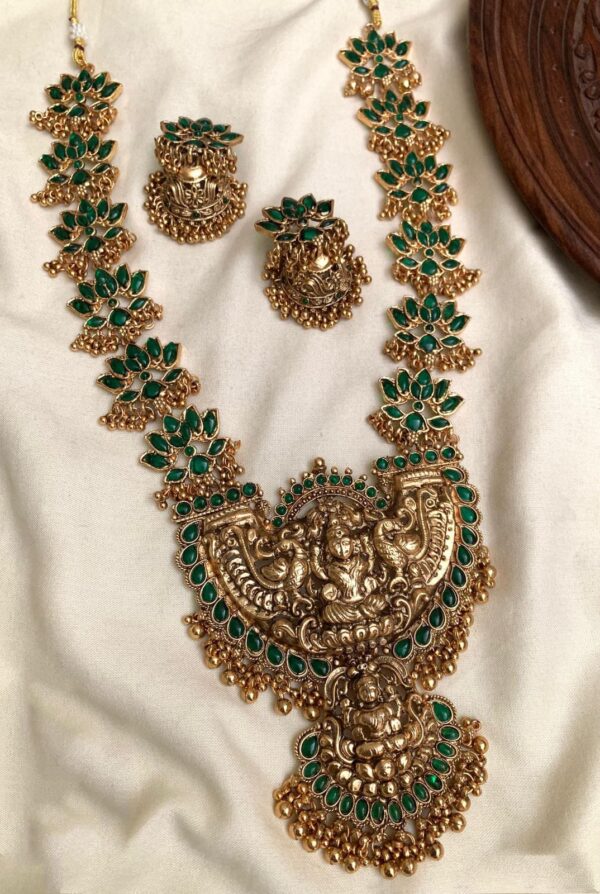 Double Lakshmi Locket Thamara Green Haaram