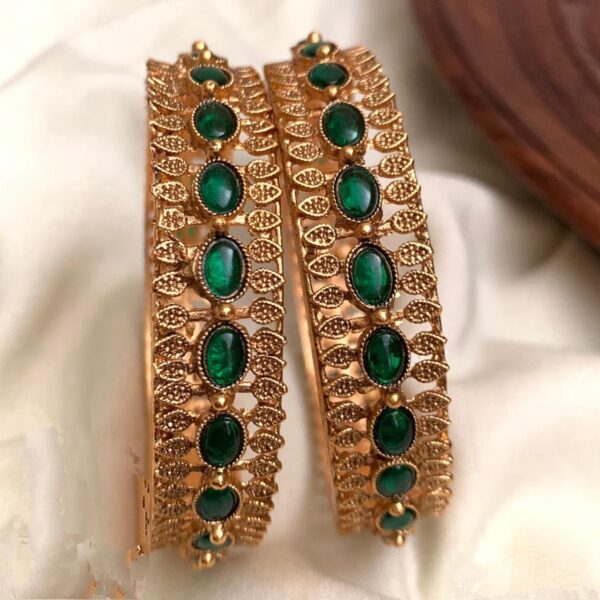 Center Green Stone Bangle