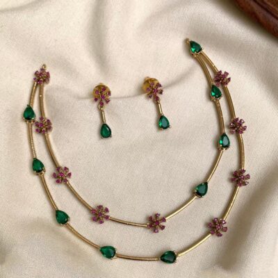 Pipping Red & Green Stone