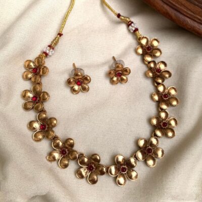 Flower Necklace