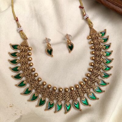 Beautiful Palakka Necklace