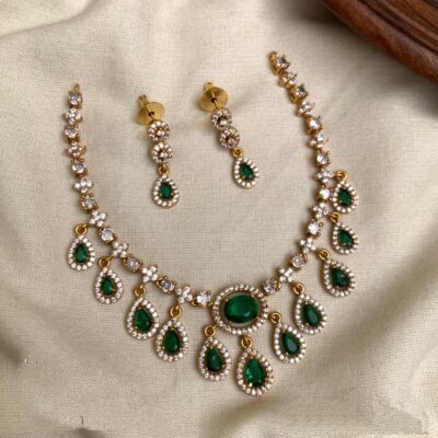 Green Hanging AD Necklace