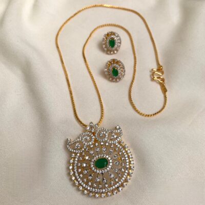 Stone Pendent With Chain